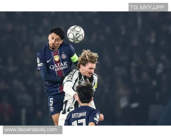 国王杯精彩对决巴黎圣日耳曼五球大胜曼联全场沸腾瞬间回顾