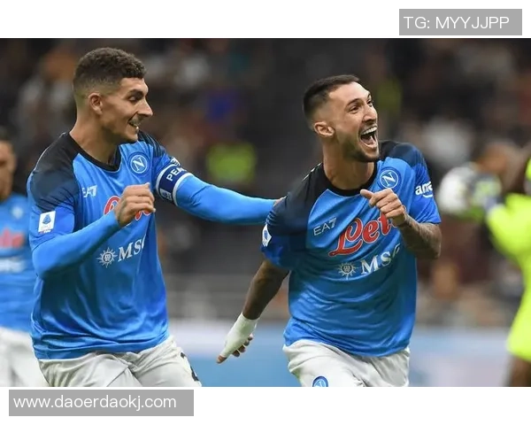 中超焦点战：拜仁大胜AC米兰帽子戏法点燃全场激情